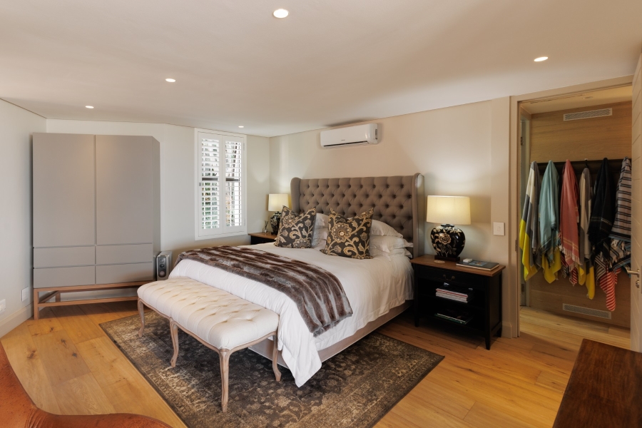 4 Bedroom Property for Sale in Hobie Beach Western Cape